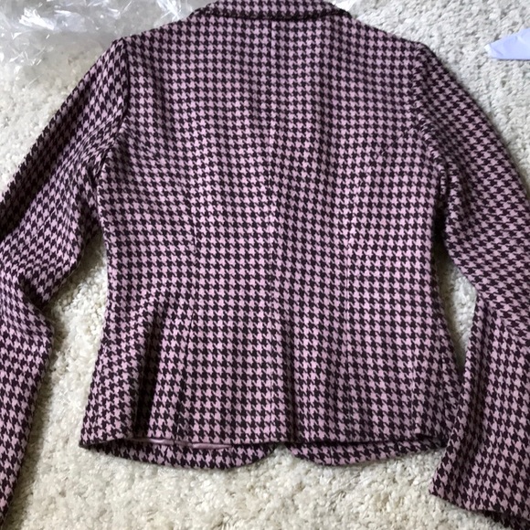 Pink and Brown Houndstooth Blazer - Picture 8 of 11